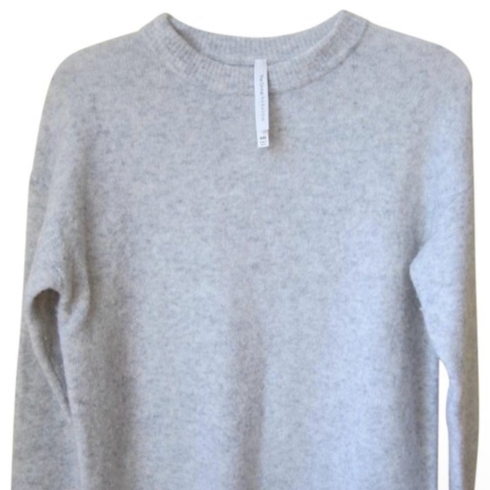Aritzia The Group By Babaton Thurlow Crewneck Grey Sweater